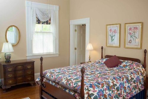 Lookaway Inn image 17