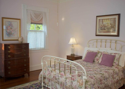 Lookaway Inn image 22