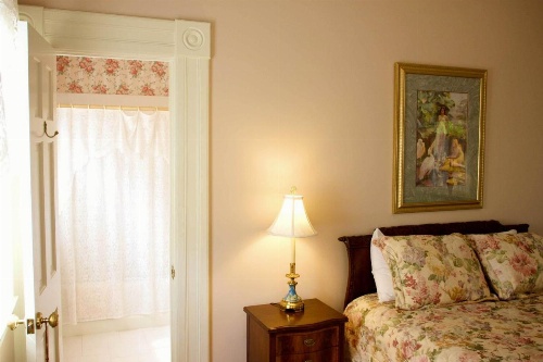 Lookaway Inn image 44